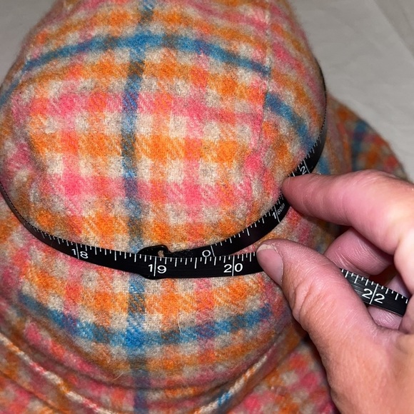 Multicolor pink orange blue checker Irish lambs wool hat main image 4